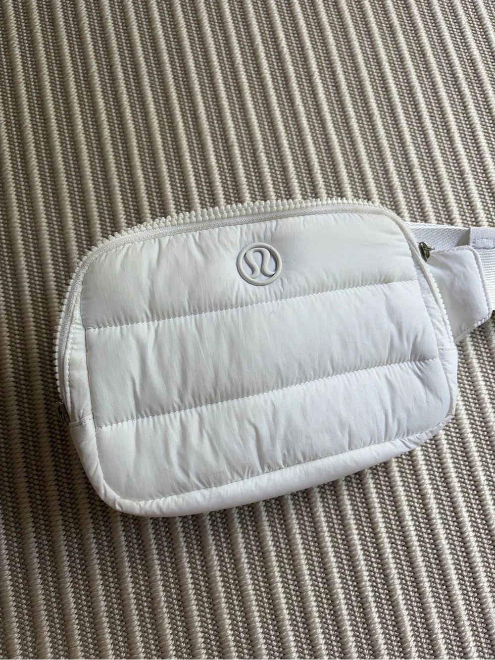 Lululemon Wunder Puff Everywhere Belt Bag